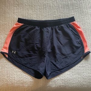 Under Armour Women’s Heat Gear Navy Coral Running Shorts with Pockets - Large